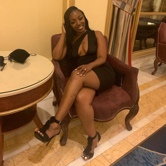 Meet your Posher, Victoria - Picture 1 of 1